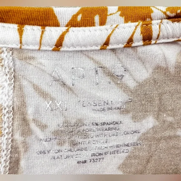 Apt 9 , size XXL swing tank, like new, white with gold/yellow flowers - Picture 3 of 3